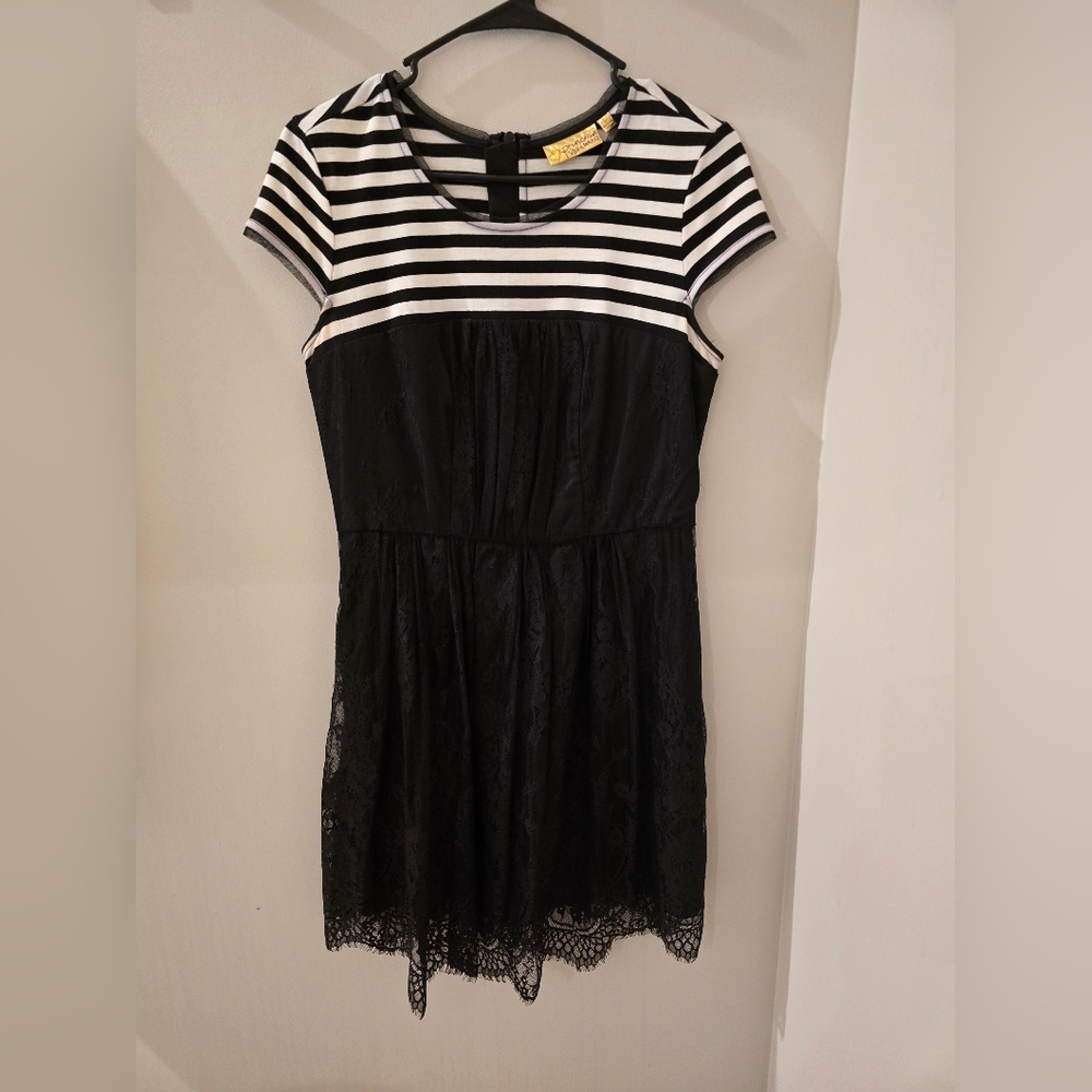 Princess Vera Wang Size 5 Juniors dress